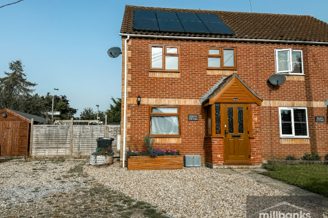 3 bedroom semi-detached house for sale