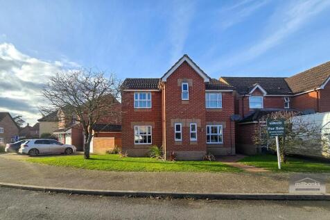 Bryony Way, Attleborough, Norfolk... 3 bed detached house for sale