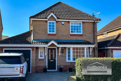 Teasel Road, Attleborough, Norfolk... 4 bed detached house for sale