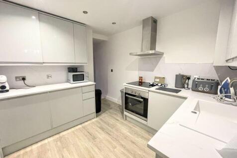 1 bedroom flat for sale