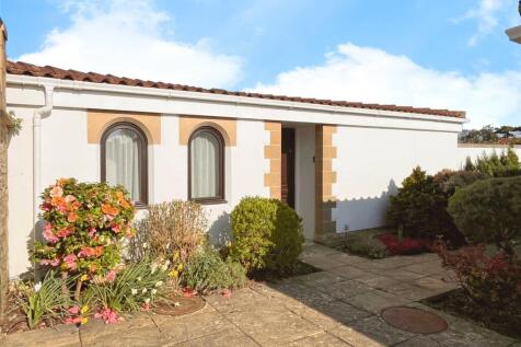 The Vineyard, Bouldnor, Yarmouth 2 bed bungalow for sale