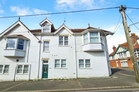 The Broadway, Totland Bay, Isle of Wight 3 bed apartment for sale