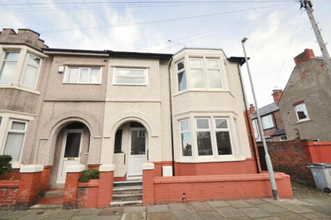 4 bedroom end of terrace house for sale