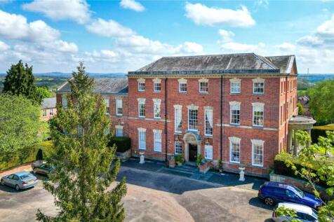 4 Waresley House Mansions, The... 2 bed apartment for sale