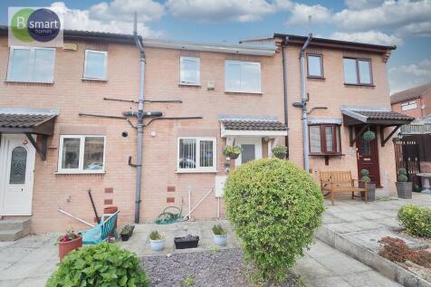 Pine Walk, Rotherham S64 2 bed townhouse for sale