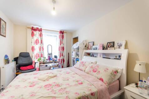 London Road, Croydon, CR0 3 bed flat for sale