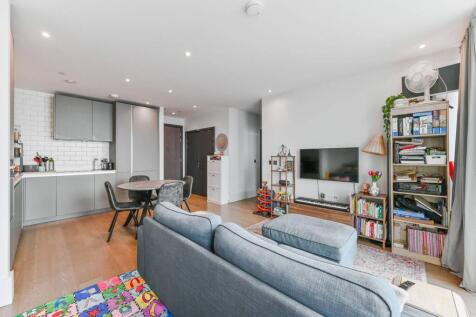 High Street, Croydon, CR0 2 bed flat for sale