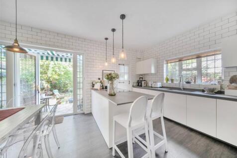 Whitgift Avenue, South Croydon, CR2 4 bed detached house for sale