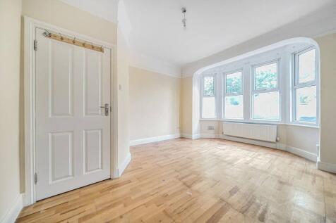 Bensham Lane, Croydon, CR0 2 bed flat for sale