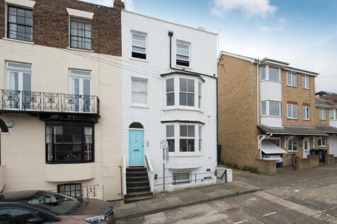 Prospect Road, Broadstairs, CT10 1 bed flat for sale