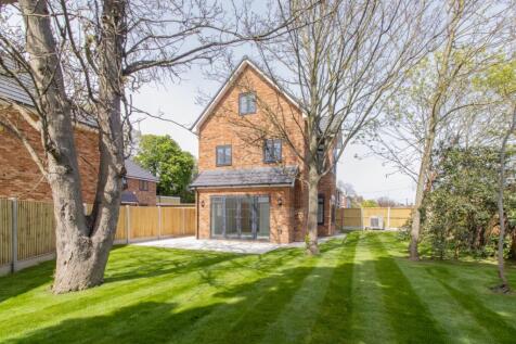 Gladstone Road, Broadstairs, Kent, CT10 4 bed detached house for sale