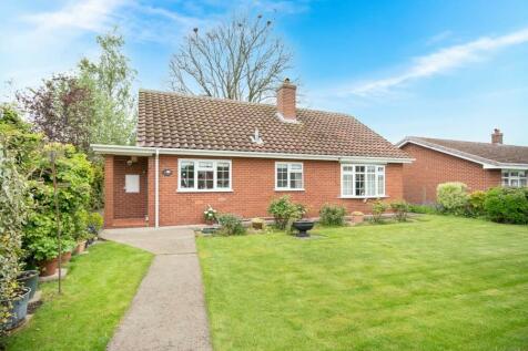 2 bedroom detached bungalow for sale