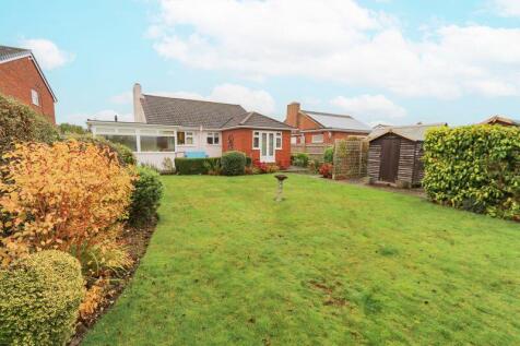 3 bedroom detached bungalow for sale