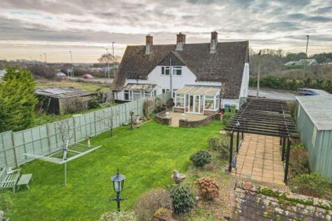 2 bedroom house for sale