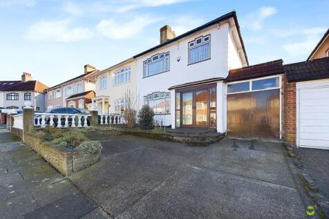 51 Hurlingham Road, Bexleyheath 3 bed semi