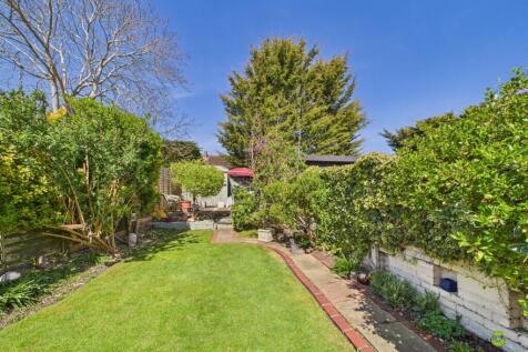 58 Mount Road, Bexleyheath 3 bed end of terrace house for sale