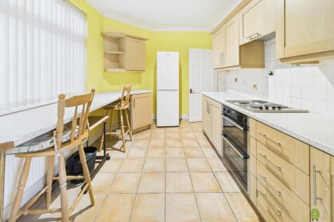 SWANBRIDGE ROAD, BEXLEYHEATH, DA7 2 bed semi