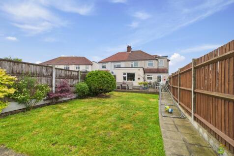 5 bedroom semi-detached house for sale