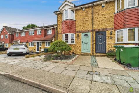 Sunland Avenue, Bexleyheath, Kent, DA6 2 bed semi