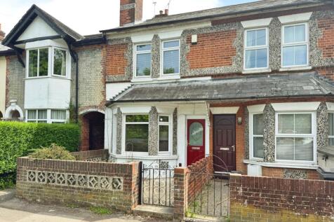 Norn Hill, Basingstoke, Hampshire, RG21 2 bed terraced house for sale