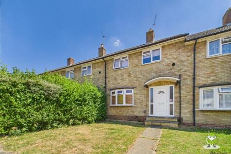 Paddock Road, Basingstoke, Hampshire... 2 bed terraced house for sale