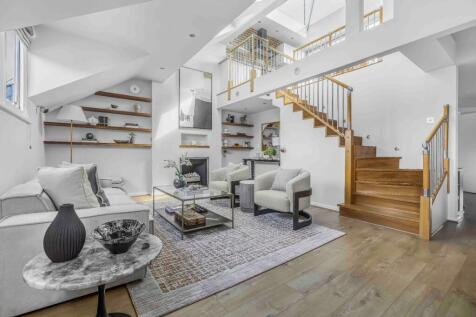 Roland Gardens, London 2 bed flat for sale
