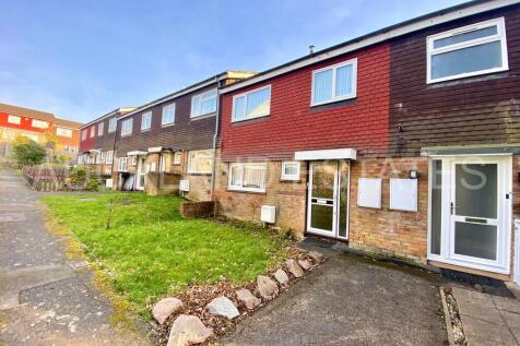 Kimptons Mead, Potters Bar EN6 3 bed terraced house for sale