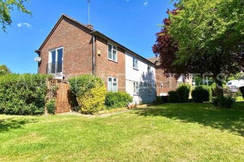 Ashwood Road, Potters Bar EN6 2 bed apartment for sale