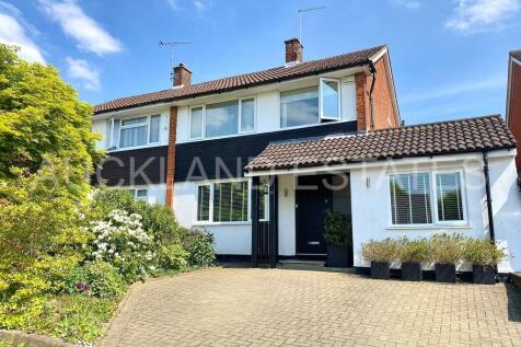 Torrington Drive, Potters Bar EN6 4 bed semi