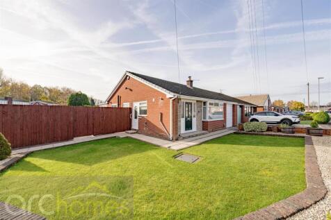 2 bedroom semi-detached bungalow for sale