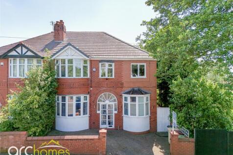 5 bedroom semi-detached house for sale