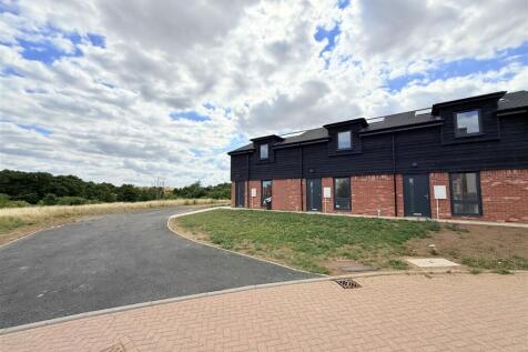 5, Primrose Walk, Boxford CO10 2 bed terraced house for sale