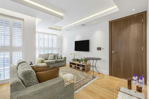 Meadows House, Chelsea Creek SW6 2 bed flat for sale