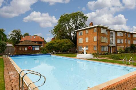 Bridge Road, Kingfisher Court Bridge... 2 bed flat for sale