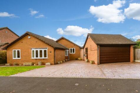 3 bedroom detached bungalow for sale