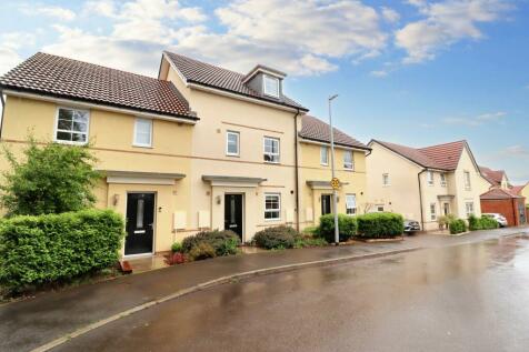 4 bedroom terraced house for sale