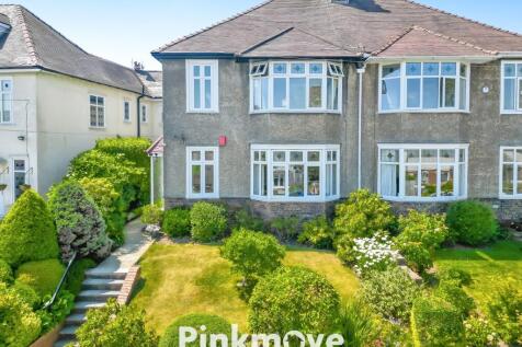 4 bedroom semi-detached house for sale