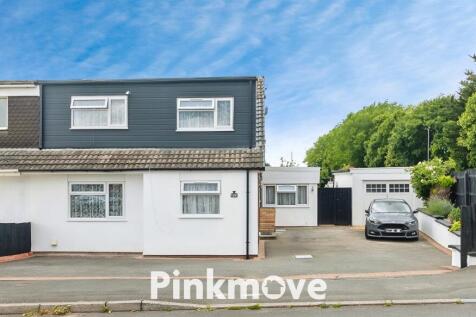 5 bedroom semi-detached house for sale