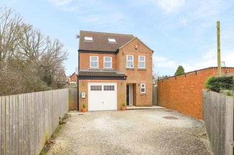 Lindrick Nook, Worksop S81 4 bed detached house for sale