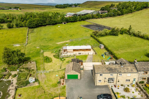 4 bedroom barn conversion for sale