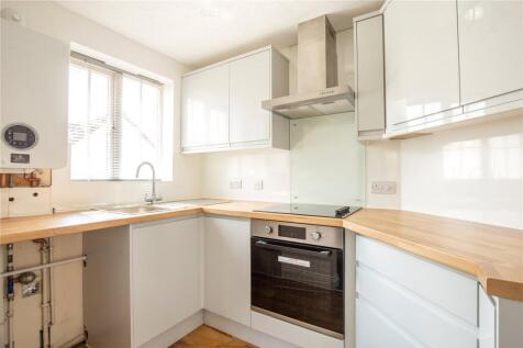 Romo Court, Lower Station Road... 2 bed apartment for sale