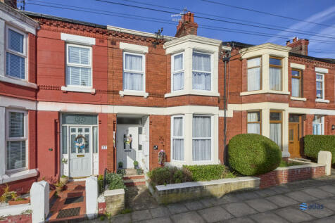 3 bedroom terraced house for sale