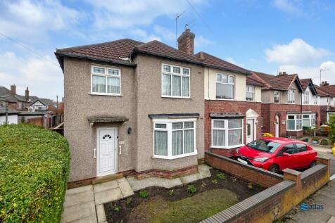 3 bedroom semi-detached house for sale