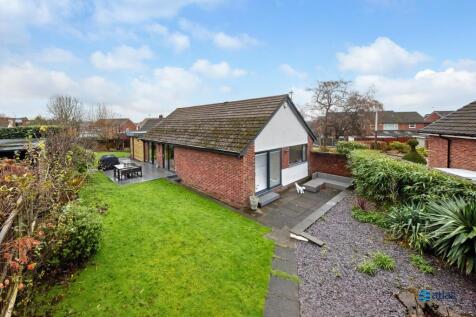 3 bedroom detached bungalow for sale