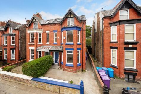 6 bedroom terraced house for sale