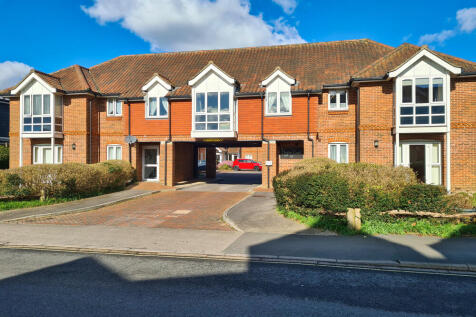 Water Lane, Totton SO40 2 bed flat for sale