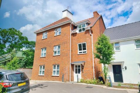 Brokenford Lane, Totton SO40 2 bed flat for sale