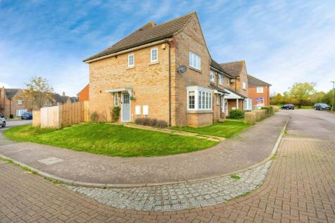 3 bedroom end of terrace house for sale