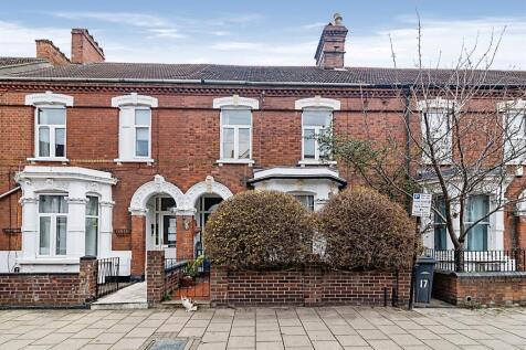 5 bedroom terraced house for sale