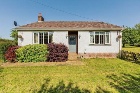 2 bedroom detached bungalow for sale